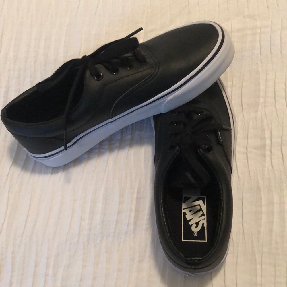 VANS Classic Tumble Era women’s sneakers